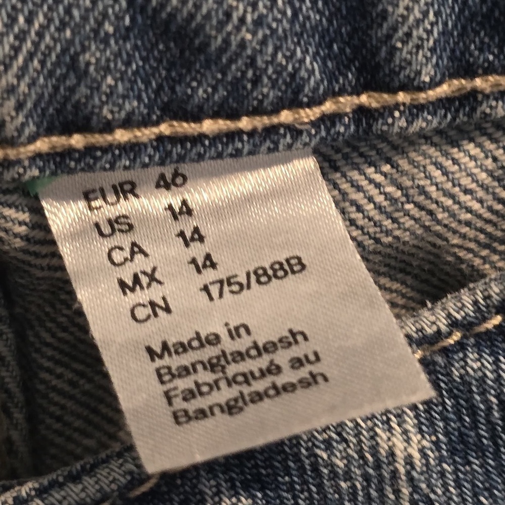 H&M Light Blue Ripped Straight Leg Jeans - Picture 7 of 13